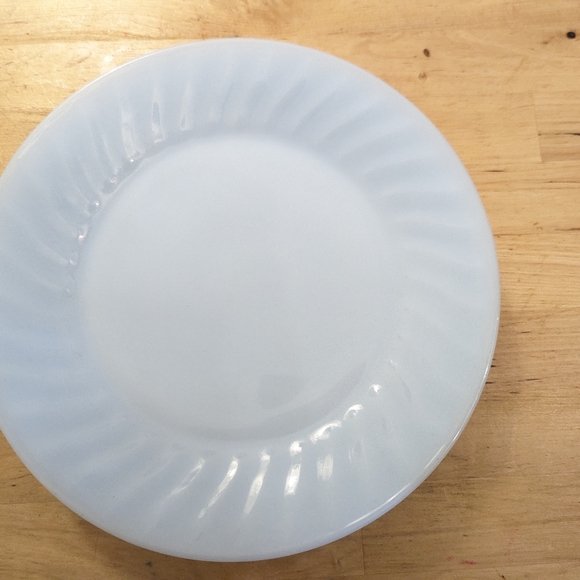 Fire King Azurite Swirl Blue Delphite 9" Dinner Plates USA Set 4 MCM - Picture 7 of 9